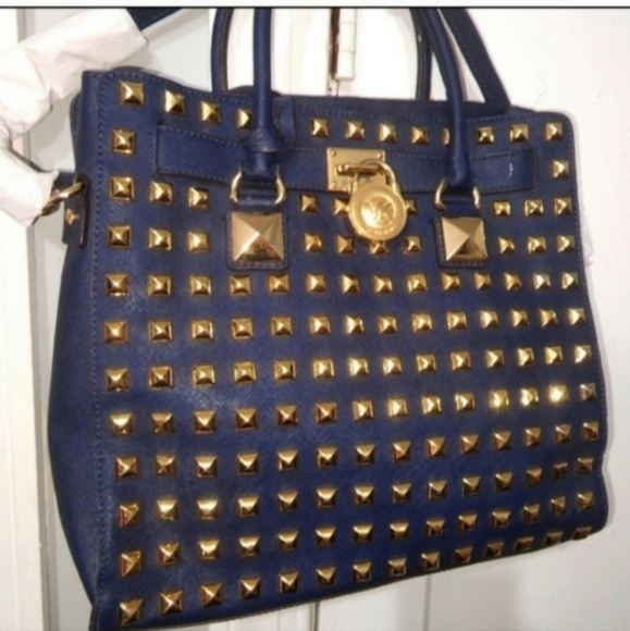 🍁🍂VERY RARE HTF Michael kors navy studded PYRAMID satchel - Picture 6 of 10